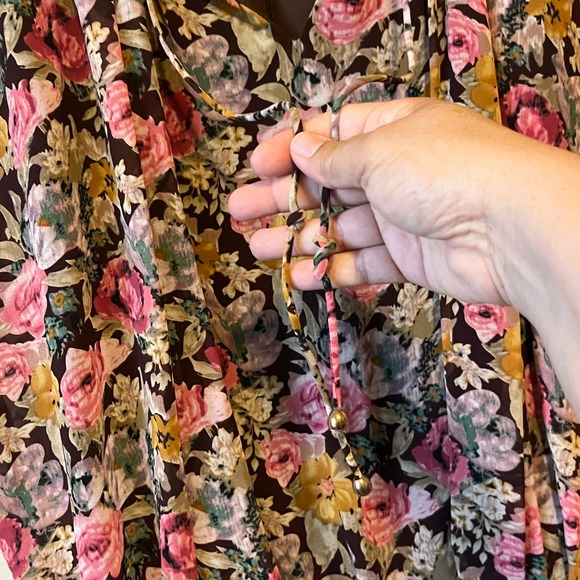 Entro Floral Print Chiffon Blouse Ruffle Neck Boho Romantic Short Sleeve Top  M‎ - Picture 5 of 12